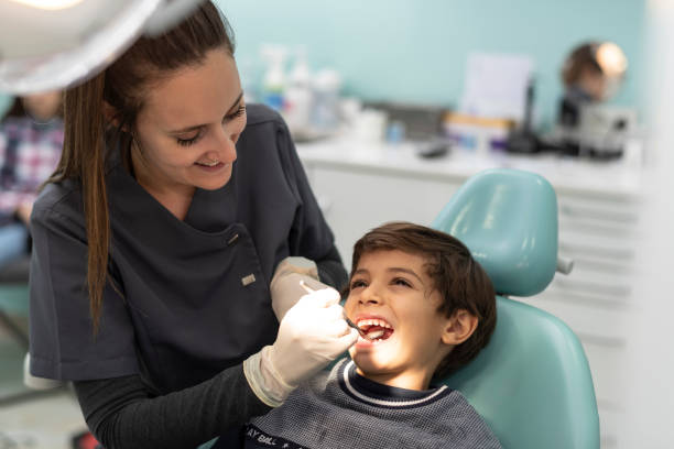 Best Emergency Tooth Extraction in Urbancrest, OH
